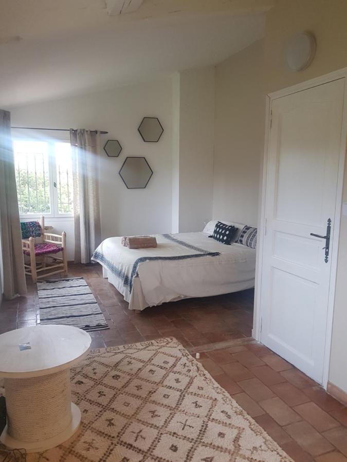 Mas au Cœur de La Provence&SPA Saint-Cannat Extérieur photo